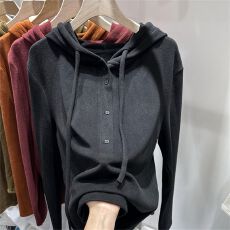 批发欧货<b class='q'>宽松</b>洋气纽扣半开领德绒连帽卫衣女秋冬内搭加厚<b class='q'>打底衫</b>上衣