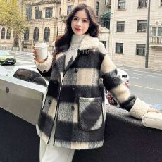 批发<b class='q'>大码</b>羊羔毛领格子夹棉毛呢外套女秋冬2026新款小众赫本风呢子大衣
