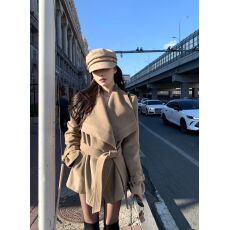 批发大翻领设计感短款大衣女卡其色<b class='q'>春</b>秋新款绑带气质风衣外套女
