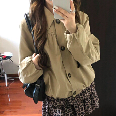 批发秋季卡其色短款<b class='q'>外套</b>女士宽松工装夹克设计感落肩翻领花苞<b class='q'>休闲</b>上衣