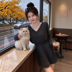 批发v领收腰长袖针织衫高腰半身裙<b class='q'>两件套</b>