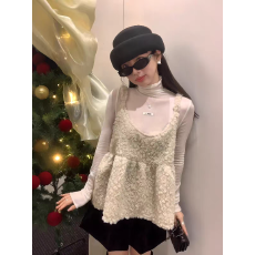 批发羊羔毛吊带背心内搭<b class='q'>T</b><b class='q'>恤</b>上衣两件套