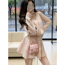 批发V领交叉针织毛衣半身裙帘两件套