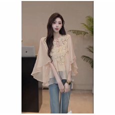 批发千金风洋气吊带+蕾丝拼接雪纺衫女