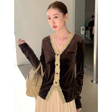 批发韩版时尚气质V领蕾丝边撞色拼接丝绒打底衫女秋冬新款长袖上衣潮