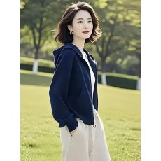 批发韩版大码宽松卫衣女2026春秋新款中老年<b class='q'>妈妈</b>装纯色连帽外套女长袖