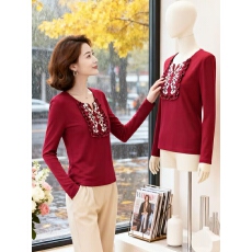 批发超火木耳花边V领亲肤打底上衣2026春秋新款<b class='q'>气质</b>小众洋气减龄长袖