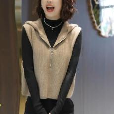 批发秋<b class='q'>冬</b>针织坎肩马甲秋<b class='q'>冬</b>洋气半高领打底衫连帽叠穿无袖连帽休闲复古