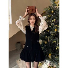 批发十三行2025冬装新款V领丝绒背心裙<b class='q'>女</b>蕾丝衬衫两件套千金感套装裙