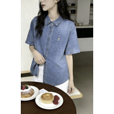 批发<b class='q'>牛仔</b>短袖衬衫女夏季2026新款设计感别致小众日系复古港味宽松<b class='q'>上衣</b>