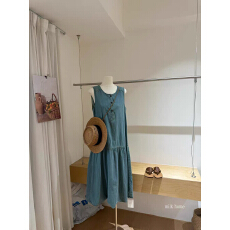 批发韩版松弛感半系扣<b class='q'>牛仔</b>风无袖连衣裙2026夏季新款女减龄百搭<b class='q'>背心</b>裙