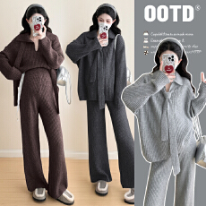 批发实拍新款2025孕妇秋冬网红软糯亲肤翻领领巾时尚毛衣休闲套装显瘦