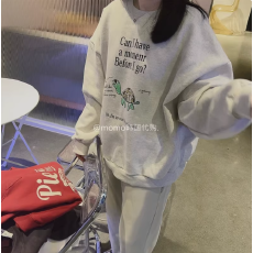 批发加绒加厚 鱼鳞薄款 圆领印花<b class='q'>卫衣</b>女秋季薄款慵懒风宽松长袖