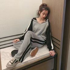 批发休闲套装女士春<b class='q'>秋</b>新款卫衣2025运动休闲条纹连帽上衣阔腿裤两件套