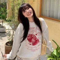 批发<b class='q'>韩国</b>东大门休闲百搭复古印花圆领套头短款长袖卫衣