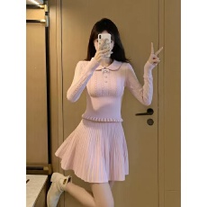 批发巨好看的粉色针织套装初冬小个子穿搭女2025新款上衣半身裙<b class='q'>两件套</b>