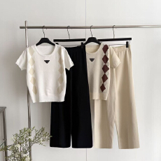 批发2026新款灰色圆领菱格纹毛衣针织衫➕阔腿长裤女装2件套