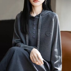 批发秋冬连帽针织打底衫女内搭上衣洋气<b class='q'>大码</b>女装秋冬毛衣