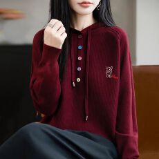 批发新款<b class='q'>韩版</b>圆领针织衫春秋时尚大码<b class='q'>毛衣</b>宽松洋气长袖开衫外套上衣女
