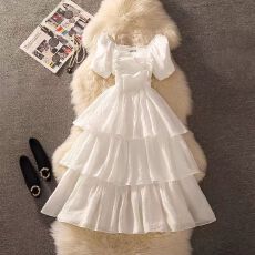 批发法式设计感蛋糕<b class='q'>连衣裙</b>女夏季2026新款时尚性感气质露肩仙女长裙