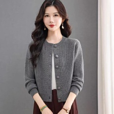 批发圆领单排扣麻花针织开衫女秋季款<b class='q'>短款</b>高腰宽松显瘦毛衣<b class='q'>小外套</b>上衣