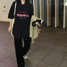 批发宽松版个性纯棉T恤女<b class='q'>短袖</b>小众新款上衣印花落肩2025显瘦体恤夏季