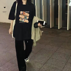 批发百搭纯棉印花<b class='q'>T</b><b class='q'>恤</b>宽松原创春夏季超火休闲美式女短袖网红ins设计感