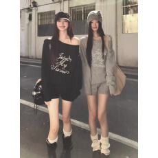 批发美式钉珠字母针织套<b class='q'>装</b>女25秋冬新款慵懒风斜肩上衣短裤毛衣两件套