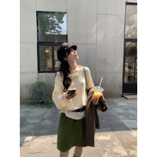 批发馨帮帮 慵懒风镂空<b class='q'>针织</b>衫女春季穿搭奶呼呼软糯长袖上衣叠穿<b class='q'>罩衫</b>