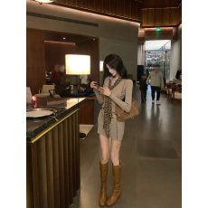 批发BarbChill经典拉夫感'麻花肌理针织裙长袖<b class='q'>连衣裙</b>女秋季收腰包臀裙