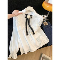 批发实拍～宫廷法式轻奢蕾丝花朵半高领别致设计感打底<b class='q'>衬衫</b>