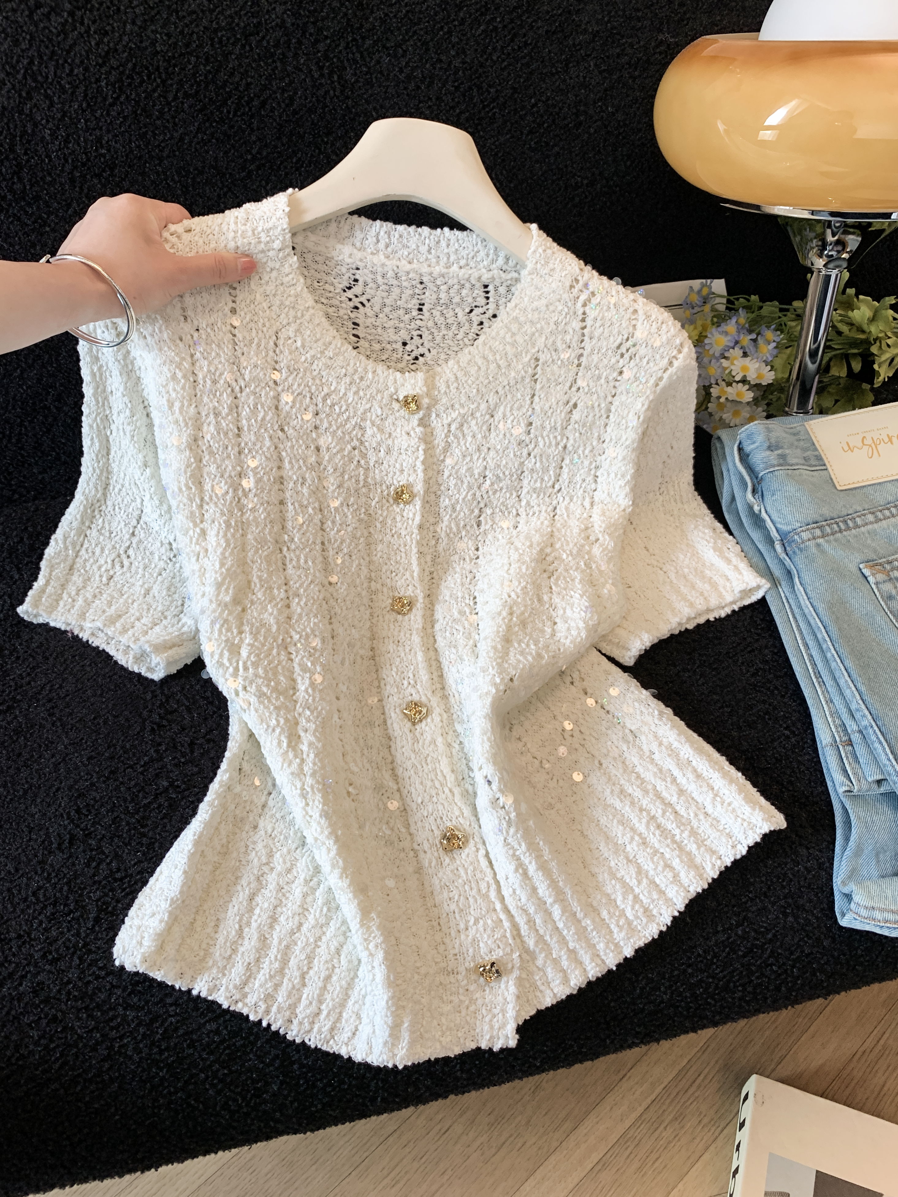 实拍～法式高级感闪耀珠片上衣女2026薄款轻奢镂空冰丝针织开衫