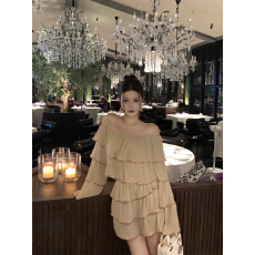 批发江坂丽奈法式千金风短裙套装喇叭袖一字上衣半身裙女