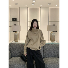 批发翻领风衣女短款法式垂感双排扣高级感百搭显瘦设计感外套