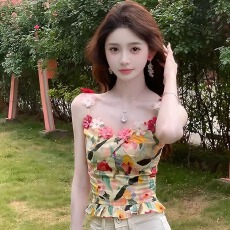 批发漂亮碎花小吊带背心女修身夏外穿独特超好看立体花朵无袖上衣