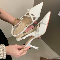 批发法式<b class='q'>复古</b>金属扣单鞋2026春款软皮浅口细跟百搭高跟鞋女