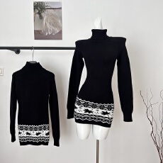 批发fortunee原创2025秋冬复古<b class='q'>提花</b>高领修身包臀短<b class='q'>连衣裙</b>圣诞针织毛衣