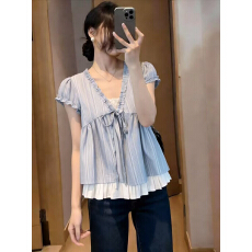 批发蓝色条纹假两件短袖衬衫女2026春<b class='q'>秋</b>季设计感系带木耳边上衣