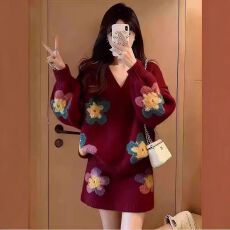 批发韩系甜美<b class='q'>花朵</b>毛衣短裙两件套女2026年春秋新款气质高级感针织套装