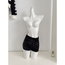 批发你的懒懒llan【长腿霸屏】精致甜酷氛围感丝绒<b class='q'>蕾丝拼接</b>复古短裤女