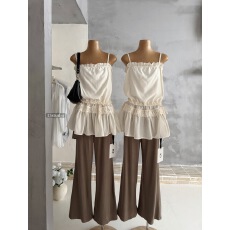 批发im向露思同款立体抽皱木耳边吊带垂感连衣裙+ 修身高弹微喇休闲<b class='q'>裤</b>