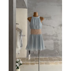 批发kubiliv海蓝碎珀重工挂脖挖肩纯欲氛围感手工钉珠收腰<b class='q'>连衣裙</b>