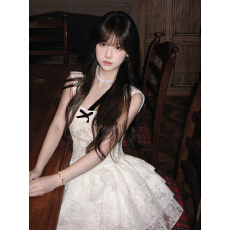 批发千金风甜美少女收腰吊带连衣裙女夏日独特漂亮<b class='q'>蕾丝</b>蛋糕蓬蓬公主裙