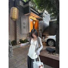 批发韩系穿搭白色v领吊带背心女早春2026新款外穿<b class='q'>防晒衫</b>无袖上衣套装