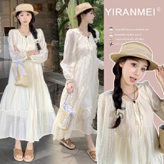 批发孕妇装新品2026春夏新款韩版时尚重工刺绣减龄气质显瘦孕妇<b class='q'>连衣裙</b>