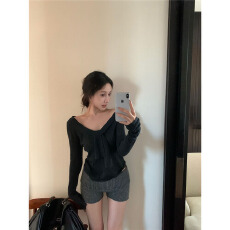 批发修身短款长袖<b class='q'>针织衫</b>上衣女2025秋季新款飘带性感纯欲风内搭打底衫