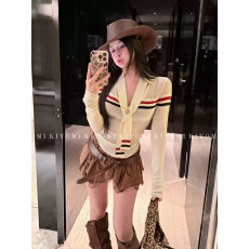 批发洋气V领拼色系带长袖针织衫秋冬季2026年新款修身弧形毛衣女上衣