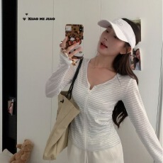 批发已出货 纹拉链连帽长袖上衣女秋季新款薄款修身<b class='q'>开衫</b>外套