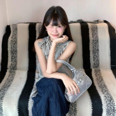 批发miu系条纹蝴蝶结挂脖无袖上衣女夏季新款修身显瘦设计感小众<b class='q'>衬衫</b>