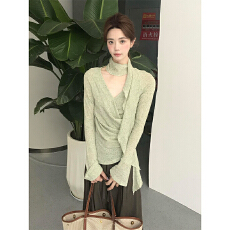 批发高知感镂空v领长袖t恤女早<b class='q'>秋</b>围巾领喇叭袖上衣收腰显瘦荡领打底衫